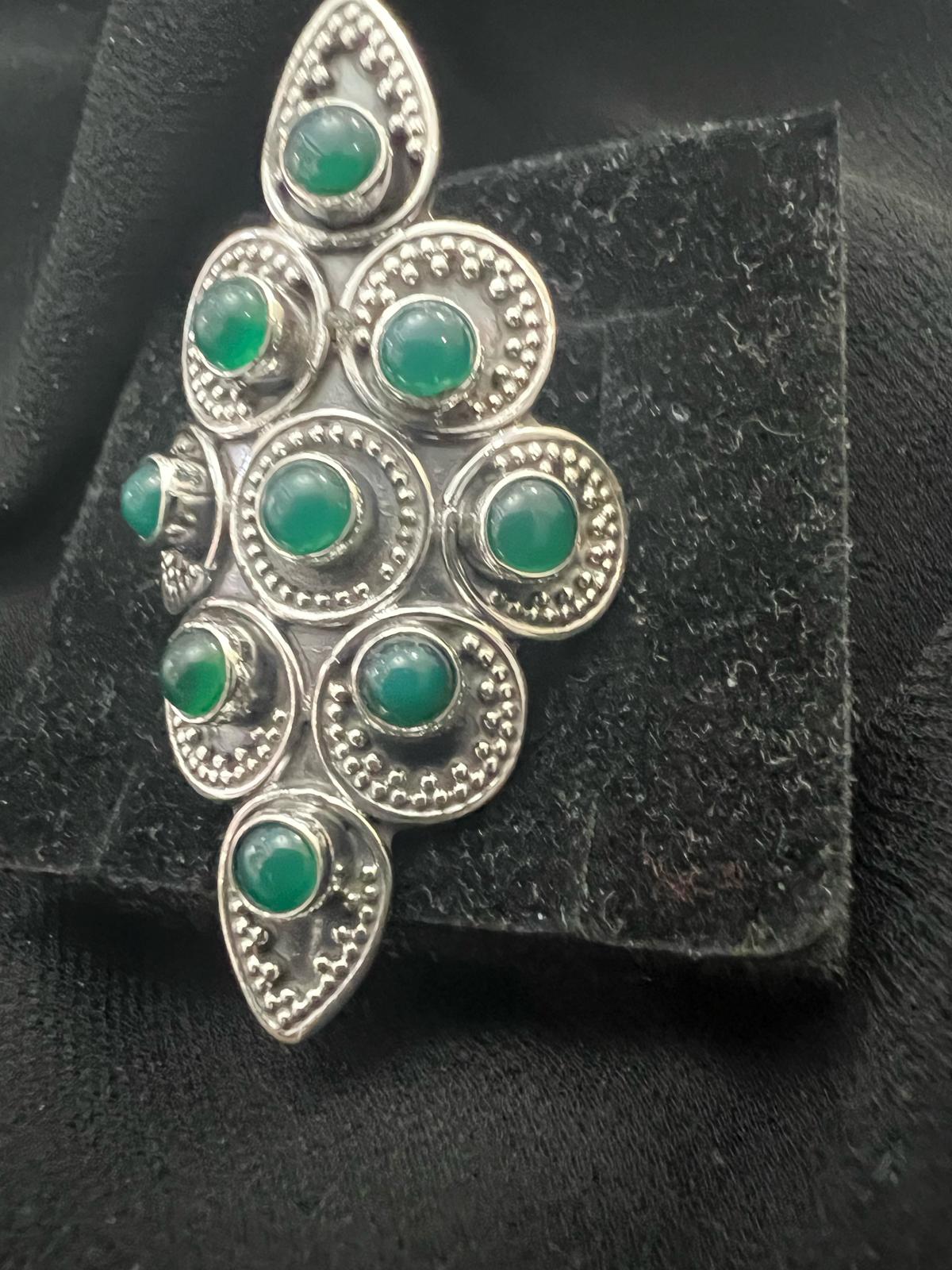 Anello vintage artigianale verde