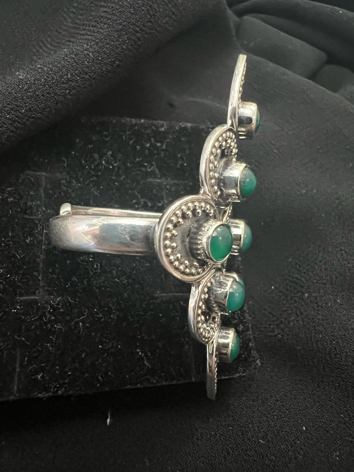Anello vintage artigianale verde